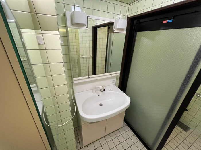 物件内観写真9　(洗面)