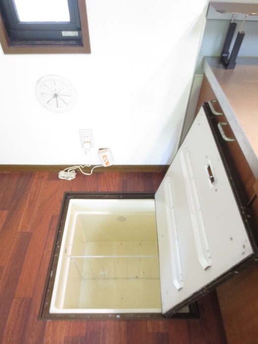 物件内観写真22　(収納)