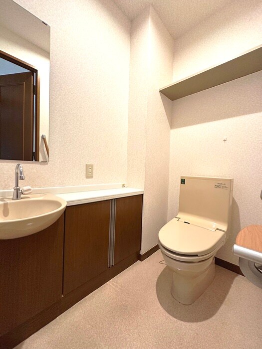 物件内観写真10　(トイレ)