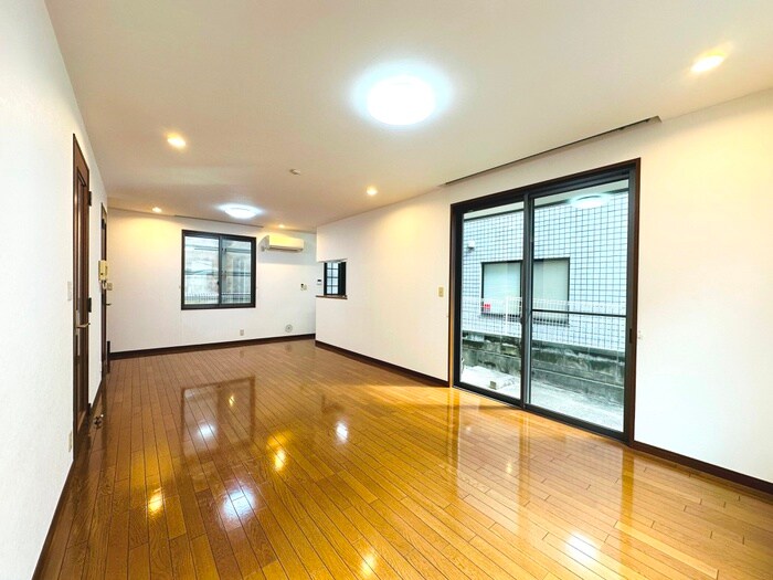 物件内観写真13　(居室)