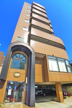 ＢＥＬＬＩＳ外観写真