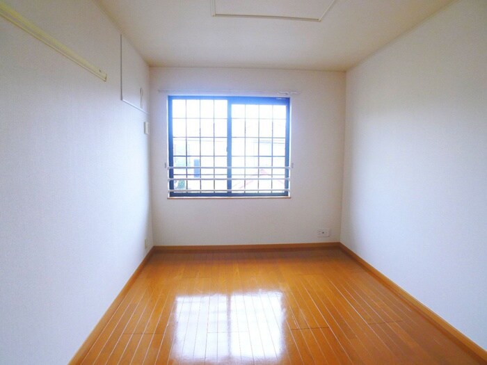 物件内観写真15　(居室)