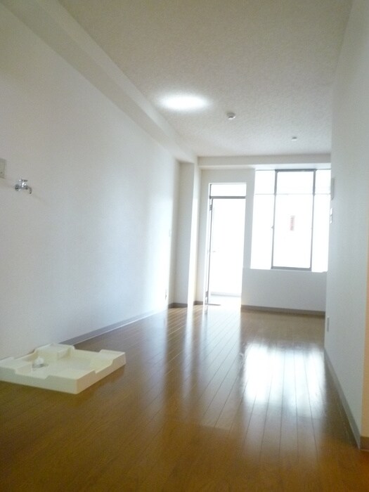 物件内観写真4　(居室)