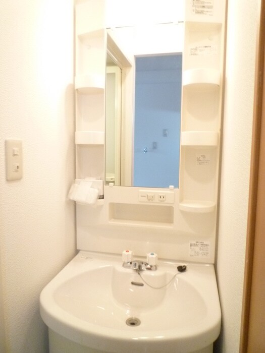 物件内観写真11　(洗面)