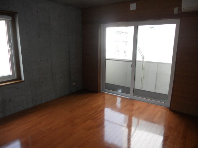 物件内観写真6　(居室)