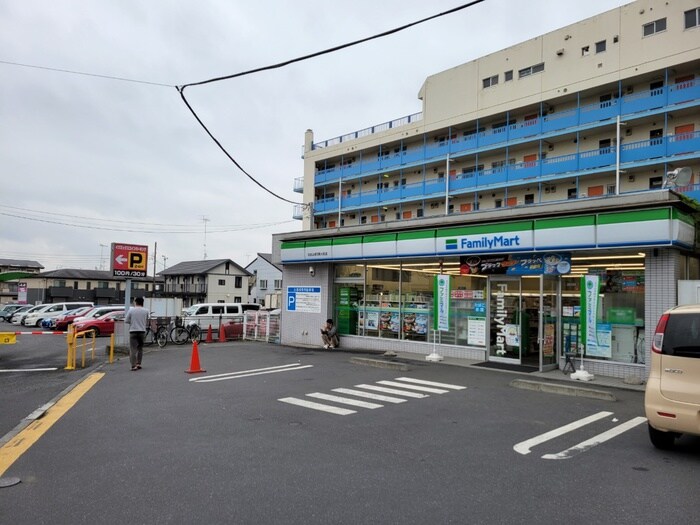ファミリーマート毛呂山埼玉医大前店