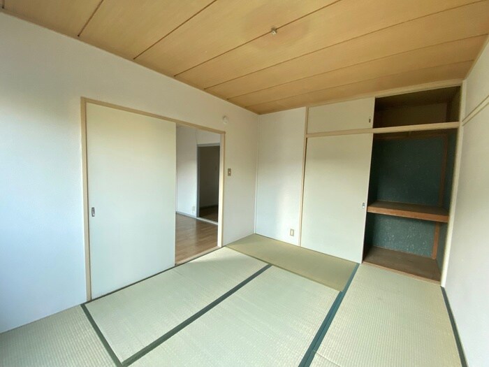 物件内観写真9　(居室)