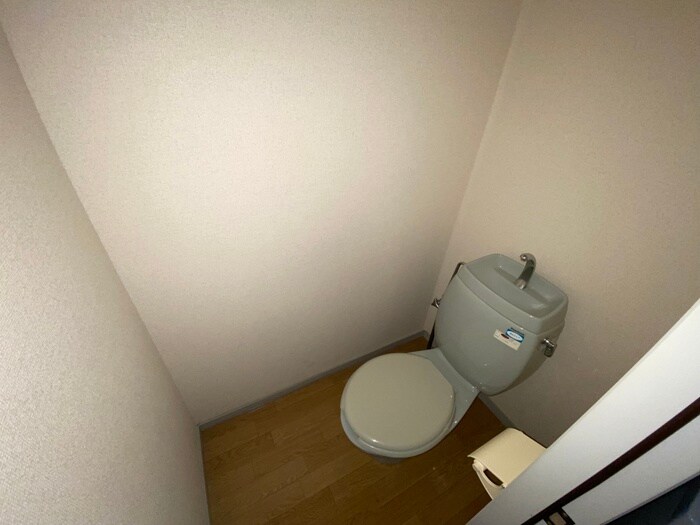 物件内観写真14　(トイレ)