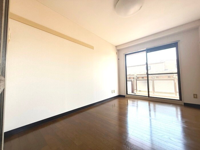 ウッドビレッジ旗の台の居室