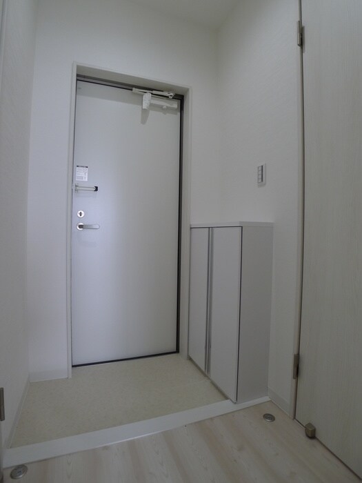 物件内観写真16　(靴箱)