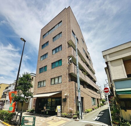 Ｙ・Ｓ　ＴＲＡＤ外観写真