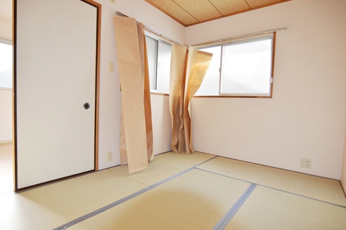 物件内観写真9　(居室)