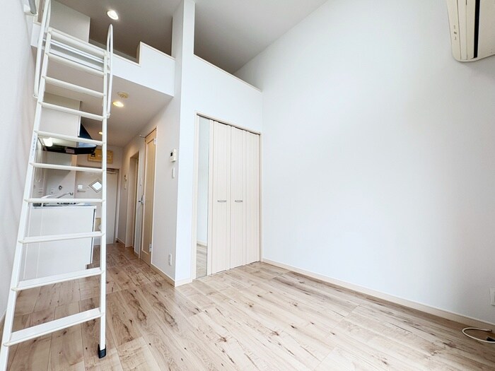 物件内観写真15　(居室)