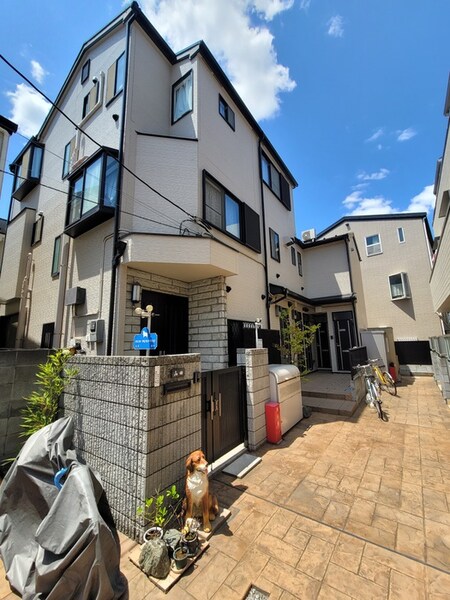 ハイムプリマヴェーラA棟外観写真