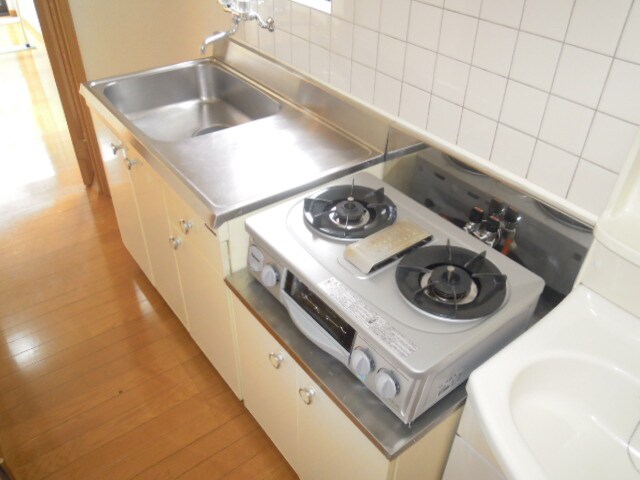 ハイムプリマヴェーラA棟のキッチン