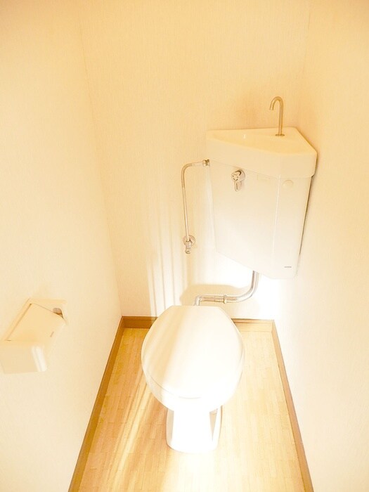 物件内観写真16　(トイレ)