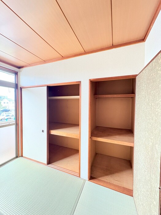 物件内観写真5　(収納)