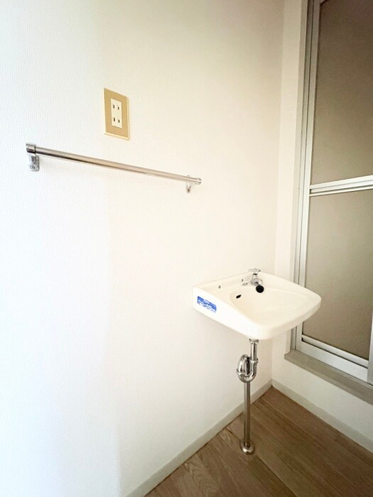 物件内観写真13　(洗面)