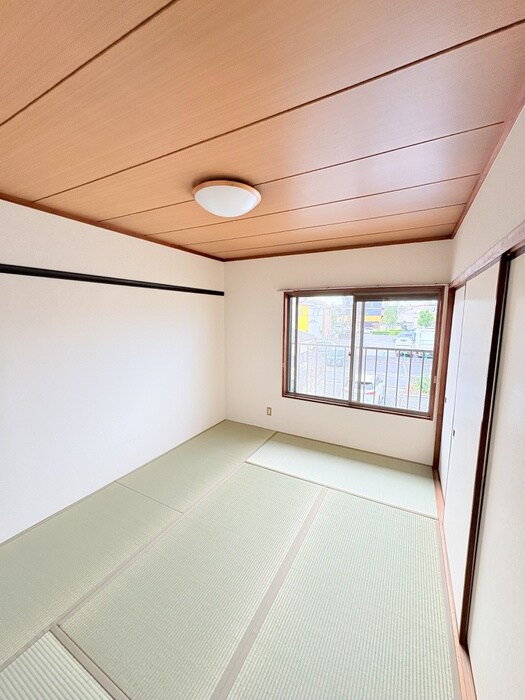 物件内観写真15　(居室)