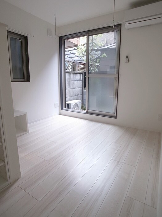 物件内観写真15　(居室)