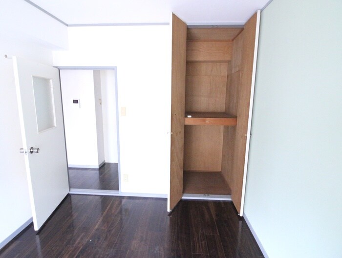 物件内観写真15　(収納)