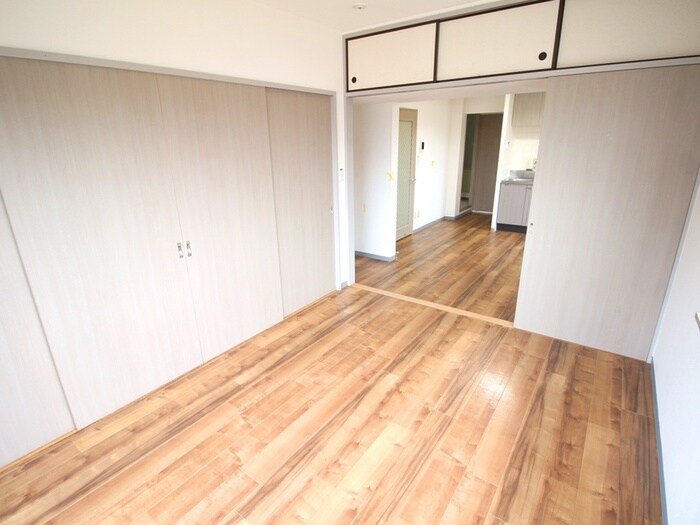 物件内観写真7　(居室)