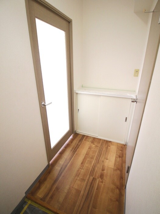 物件内観写真19　(廊下)