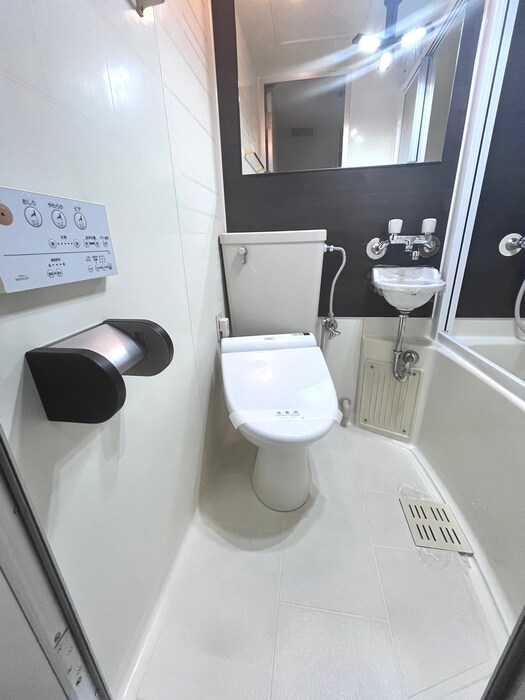 物件内観写真10　(トイレ)