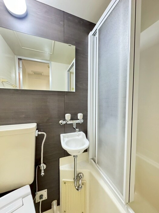 物件内観写真11　(洗面)