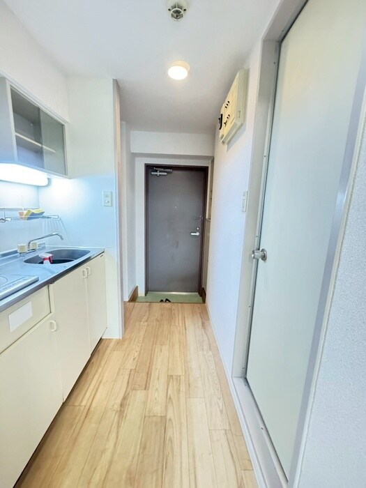 物件内観写真19　(廊下)