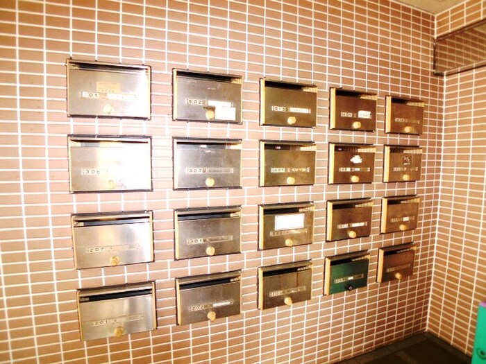 物件外観写真4　(建物設備)