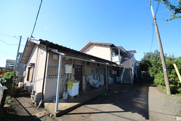 物件外観写真3　(エントランス部分)