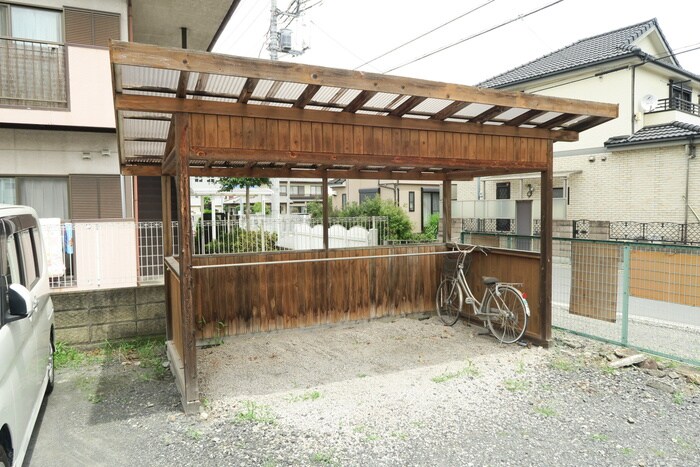 物件外観写真4　(駐輪場)