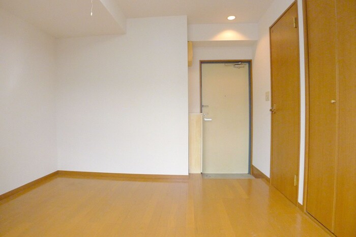 物件内観写真8　(廊下)