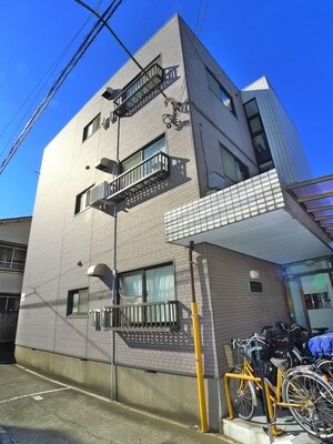 エイコウハイム日の出外観写真