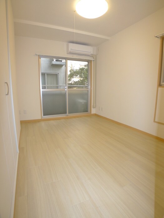 物件内観写真4　(内観写真)