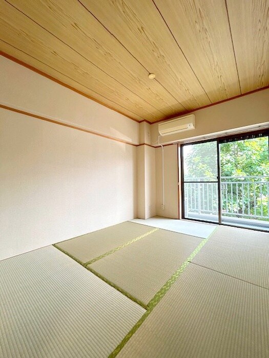 物件内観写真5　(居室)