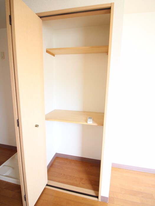 物件内観写真22　(収納)