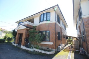 サンガ－デン湘南２号館外観写真