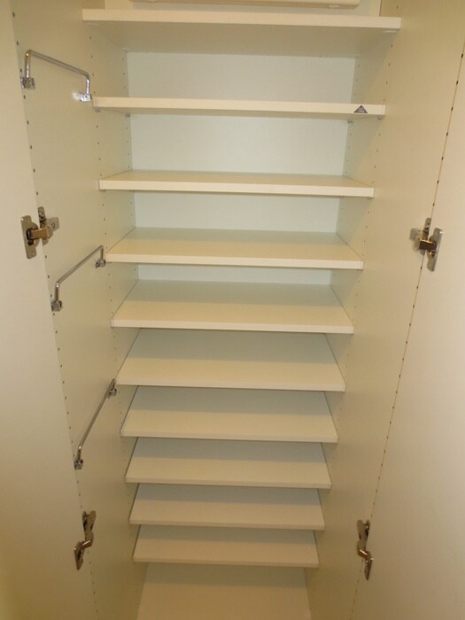 物件内観写真15　(靴箱)