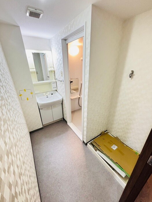 物件内観写真12　(洗面)