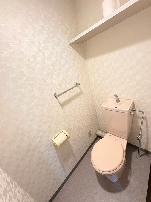 物件内観写真13　(トイレ)