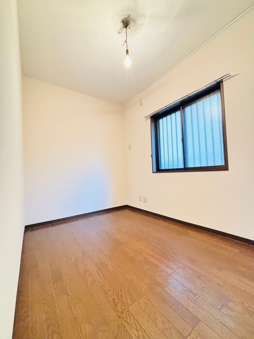 物件内観写真13　(居室)