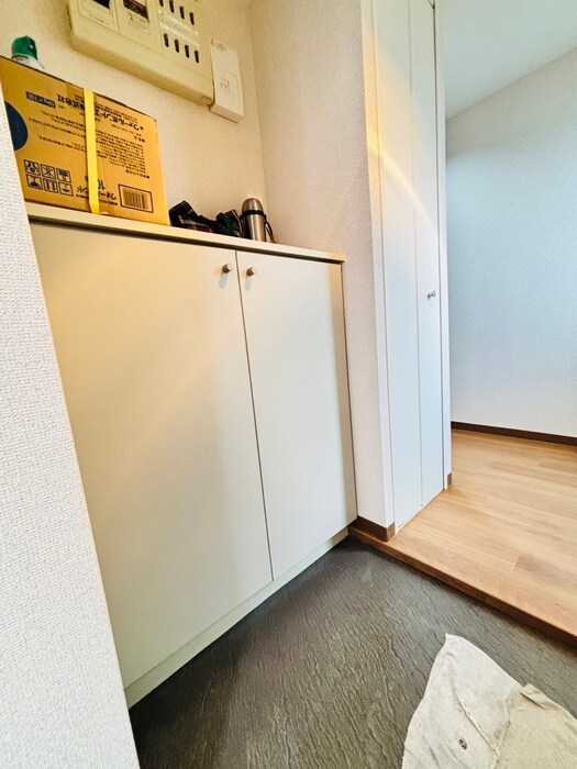 物件内観写真16　(靴箱)