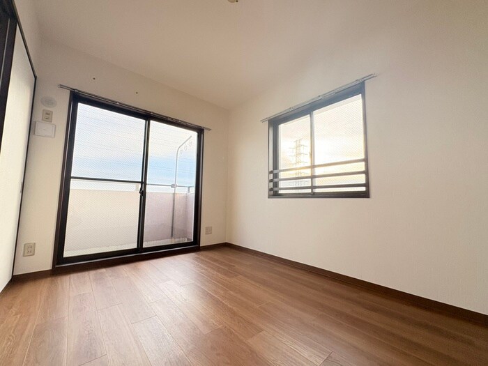 物件内観写真19　(居室)