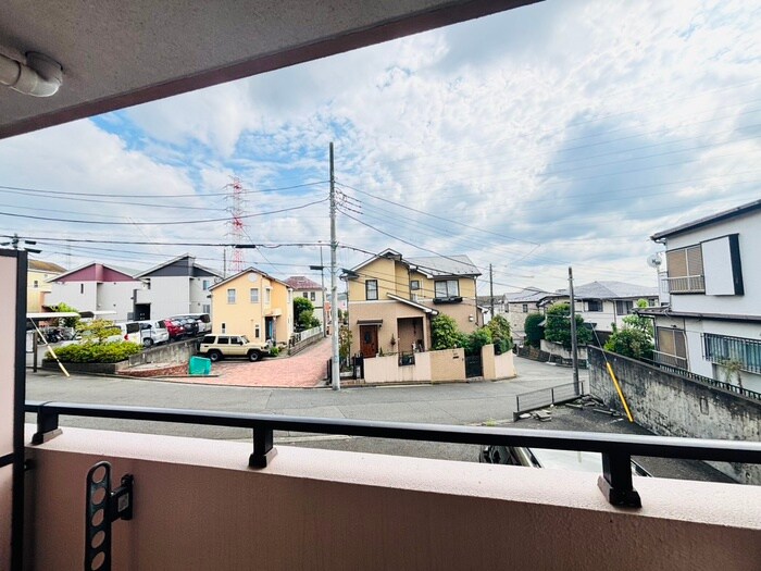 物件内観写真20　(室内からの展望)