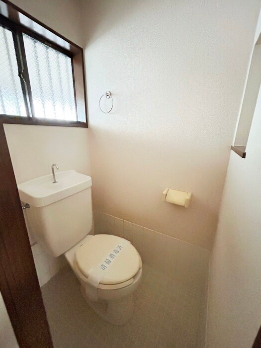 物件内観写真13　(トイレ)