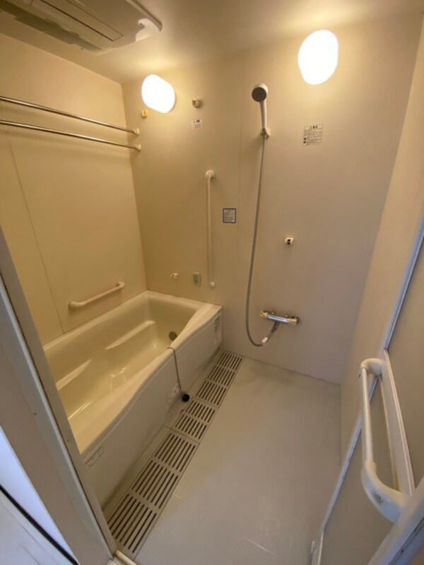 バス／シャワールーム等