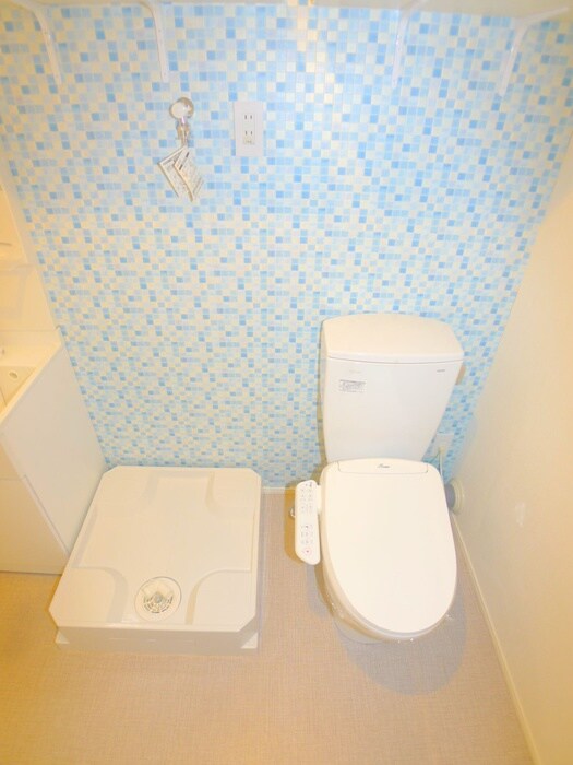 物件内観写真15　(洗濯機置場)