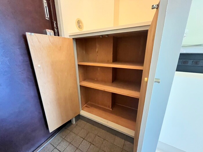 物件内観写真16　(靴箱)